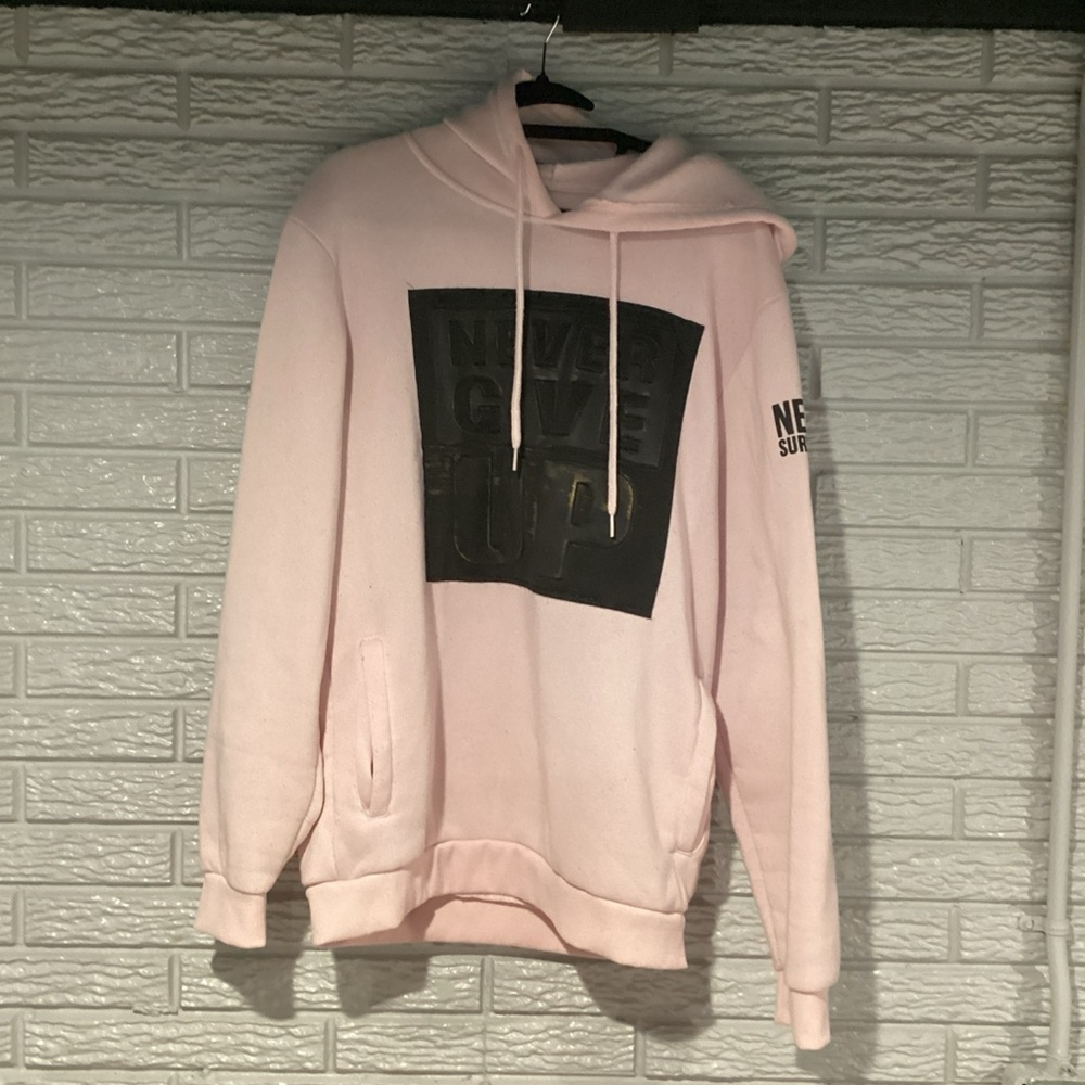 SEVEN SOULS New York Never Give Up Never Surrender Pink Hoodie Men’s Large